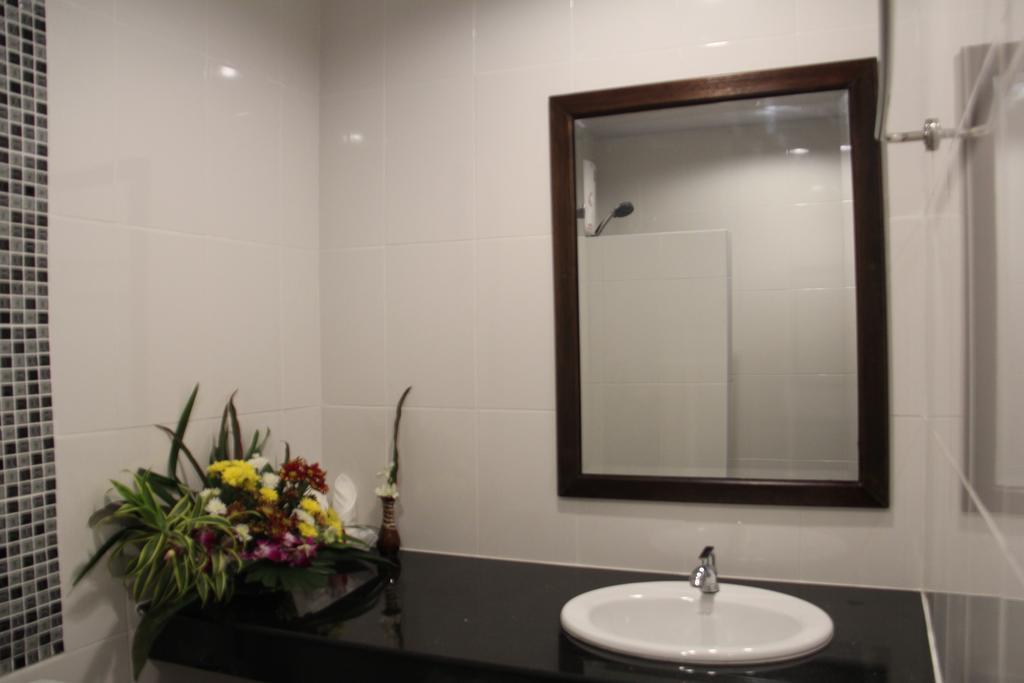 The Seashore Kamala Service Apartment Quarto foto