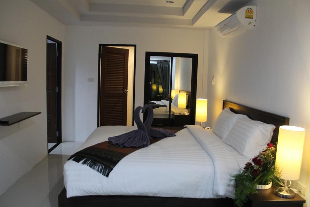 The Seashore Kamala Service Apartment Quarto foto