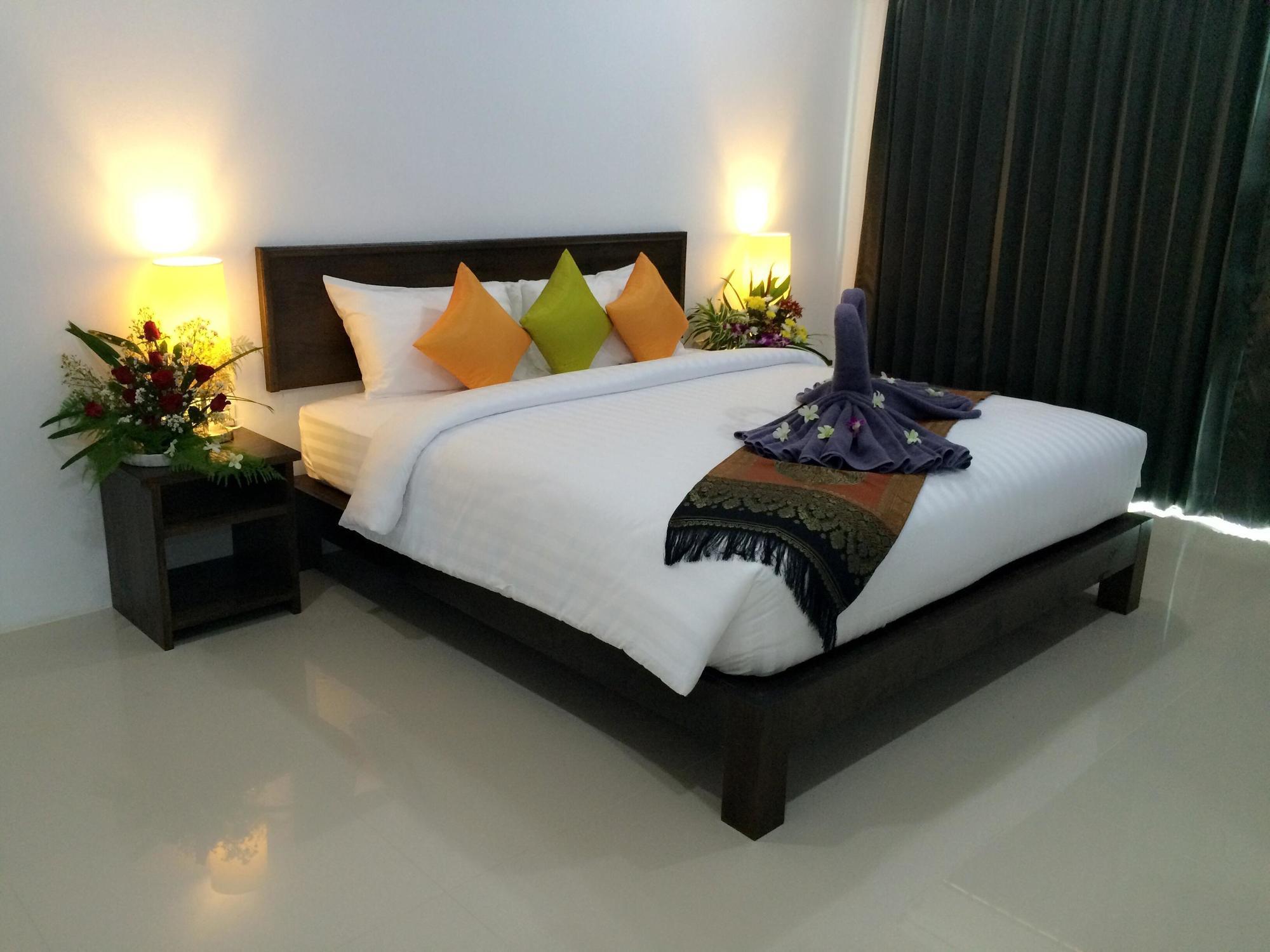 The Seashore Kamala Service Apartment Exterior foto